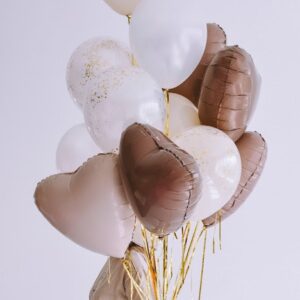 Красивый набор шаров для девушки на день рождения